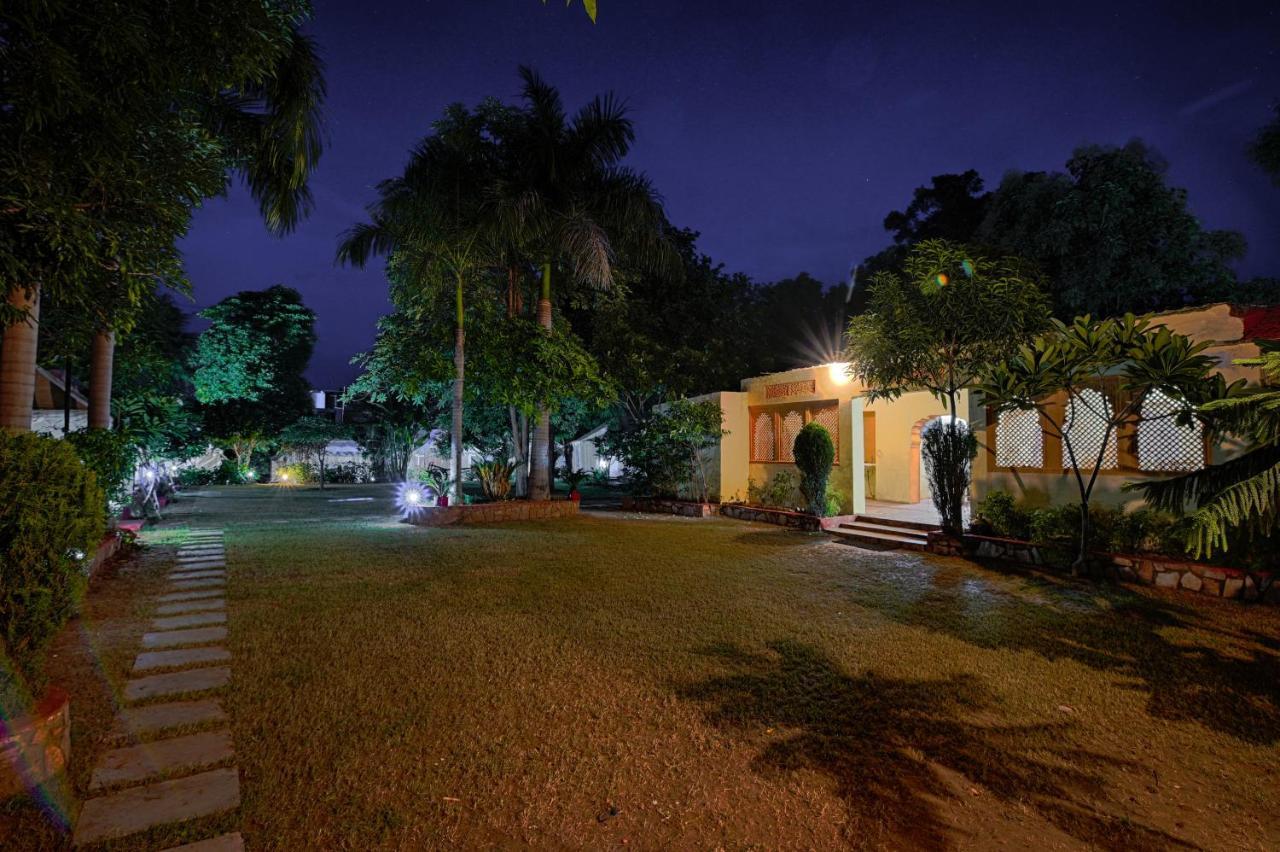 Ranthambore Tiger Resort Савай-Мадгопур Екстер'єр фото