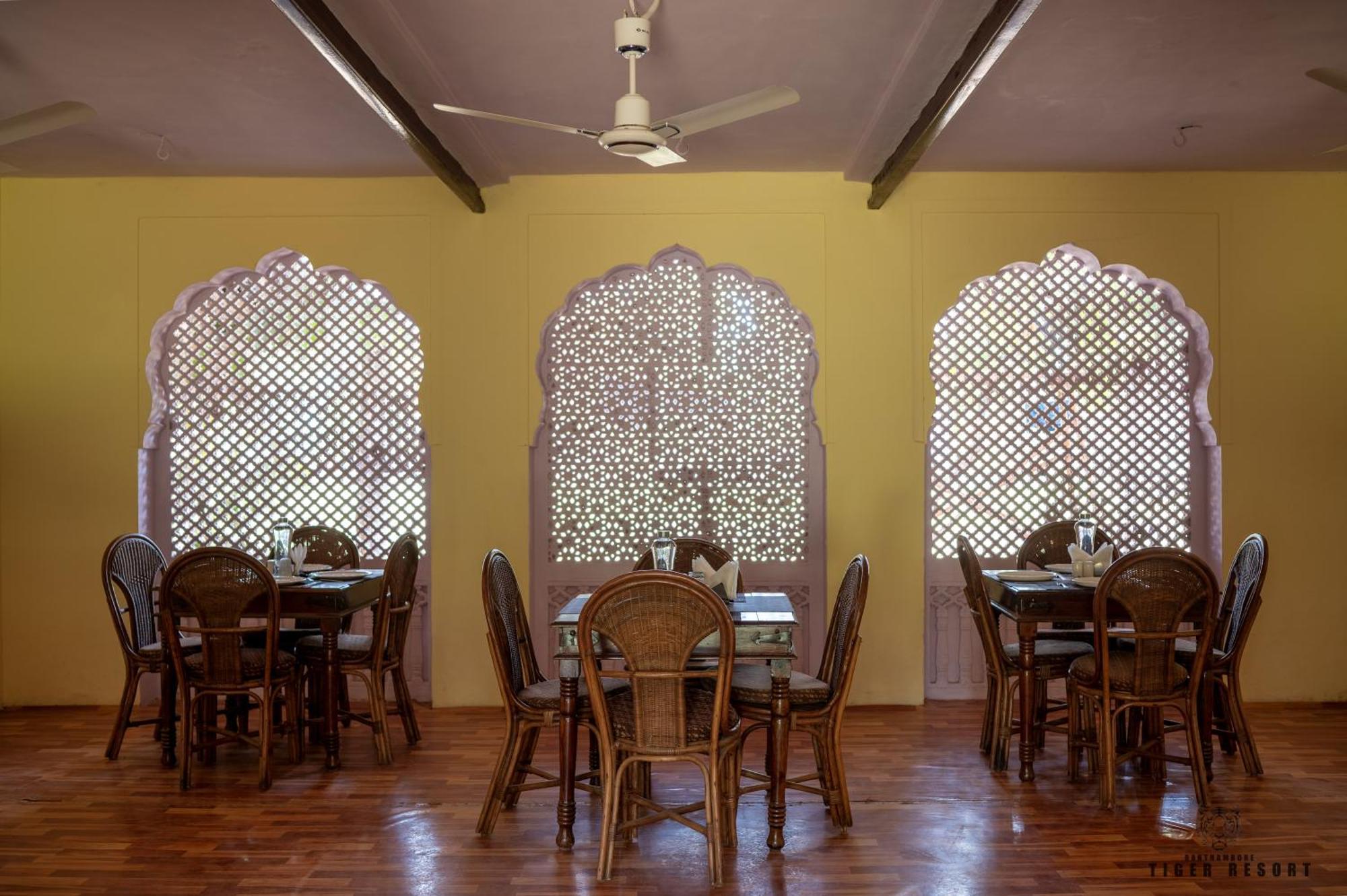 Ranthambore Tiger Resort Савай-Мадгопур Екстер'єр фото